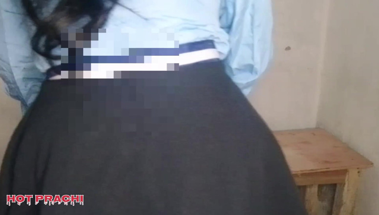 Hot prachi: Fată studentă desi din sat își fute iubitul, indiană studentă face...
