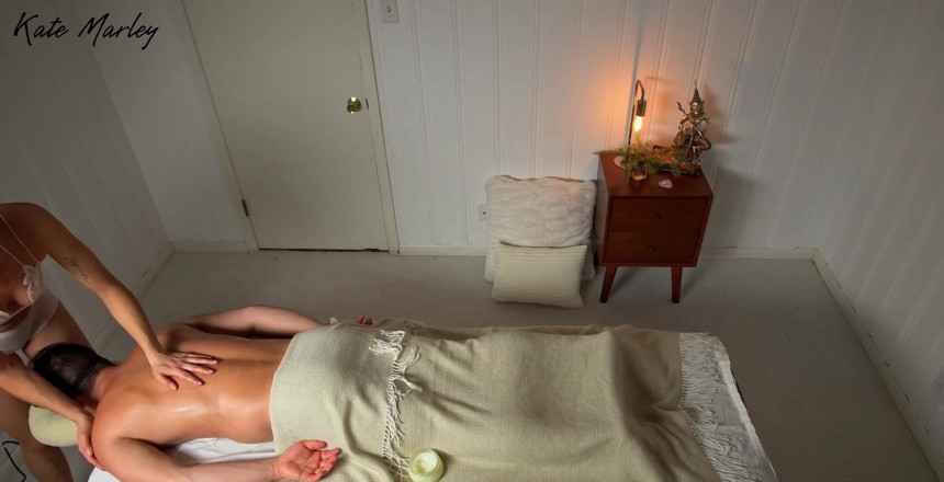 Kate Marley: Neuvěřitelně orgasmická tantrická lingam / masáž penisu s více mužskými orgasmy -...