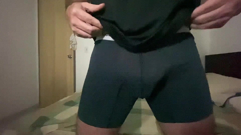 Latin mature king: 成熟男人大鸡巴自慰 第一部分