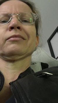 Mazlení na mém klíně