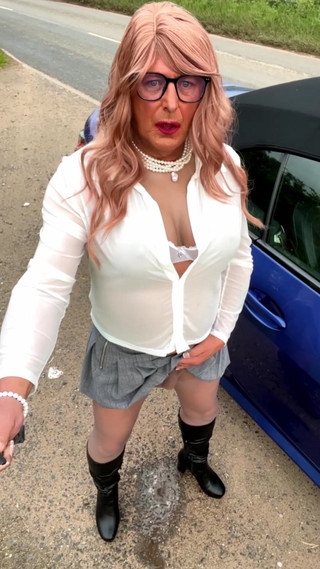 Kellycd2022: Amatör travesti kellycd2022 seksi orta yaşlı seksi kadın gri dikişsiz...