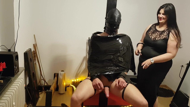 DOMINATRIX6: 호일 본딩 노예 1부