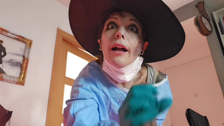 dafnedenoch: हैलोवीन ईव पर पेनेक्टोमी सौतेली मम्मी ज़ोंबी!-