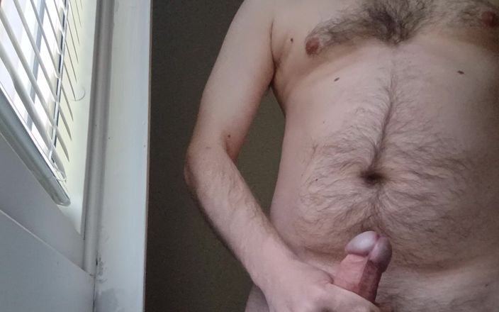 Ed Eden: Masturbace v okně