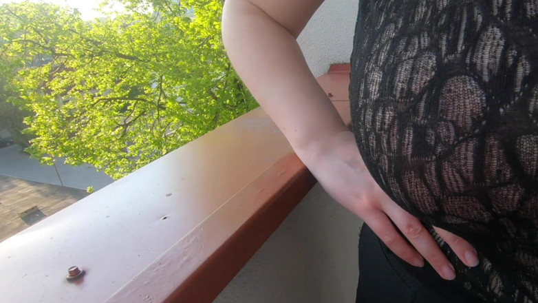 Lingerie Review: Trying on see-through blouses uncensored
