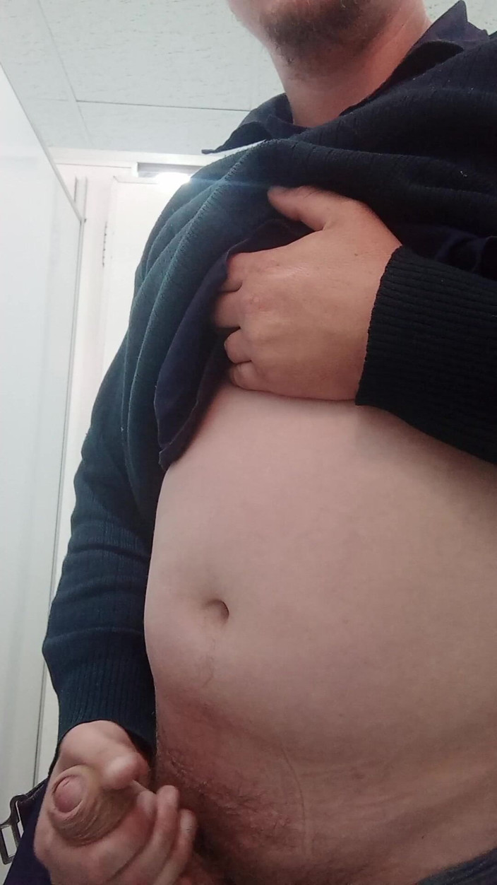 Playtimestudio18: Cảnh sát chơi với con cu trong nhà vệ sinh...