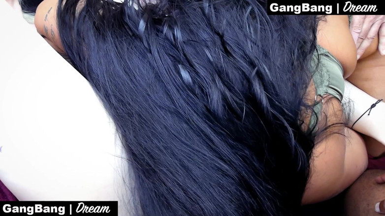 GangBang-Dream: Wild Outdoor-gangbang with 3 Cum Sluts in Germany