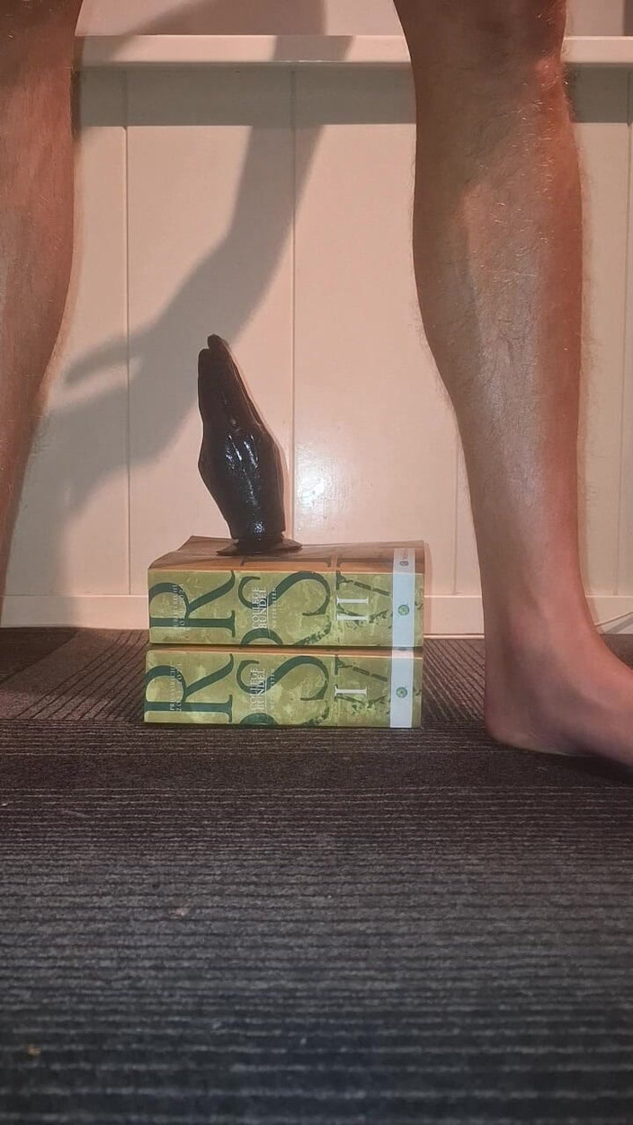 NoFace Twink X: 거대한 피스팅 장난감을 따먹는 걸 좋아하는 핫한 게이 Twink