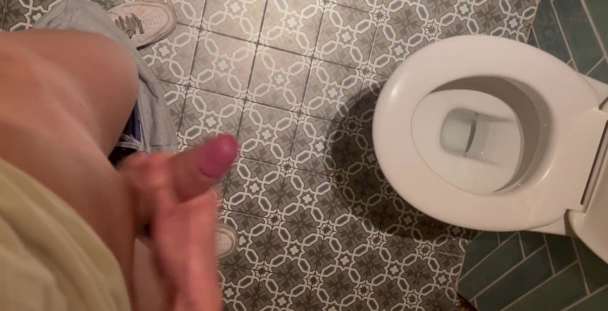 ethanjames1997: di tempat