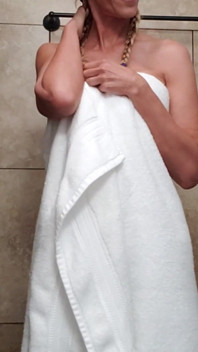 Busty MILF
