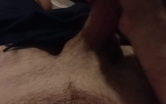 DuffyFuck: Cowok sange ini lagi asik masturbasi memeknya sendirian di kamar