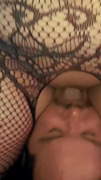 Ibu tiri Membawa Lelaki Muda Ke Katilnya - Pancutan perlahan