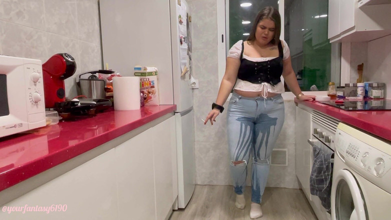 Your fantasy studio: Čůrám na sebe při kouření