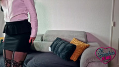 The Frenchies of the web: Kira, una miLF monella che scopa davanti alla telecamera