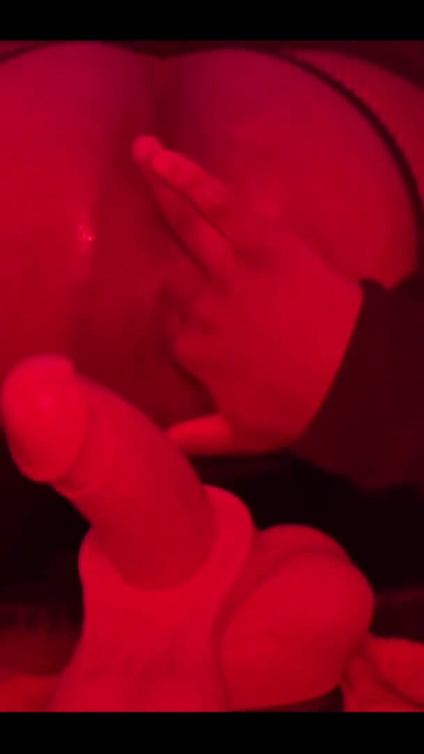 DipsoDeep: Butthole Training 2