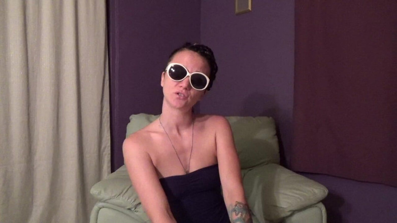 Goddess Vivian Leigh: Your Girlfriend's Mediocre Pussy