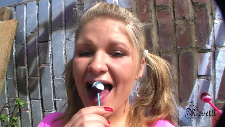 Rosetti: Lollipop remaja