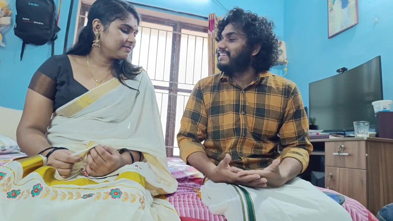 Vaigavarun45: Cuplu Mallu video în prima noapte, sex în prima noapte, Kerala Saree...
