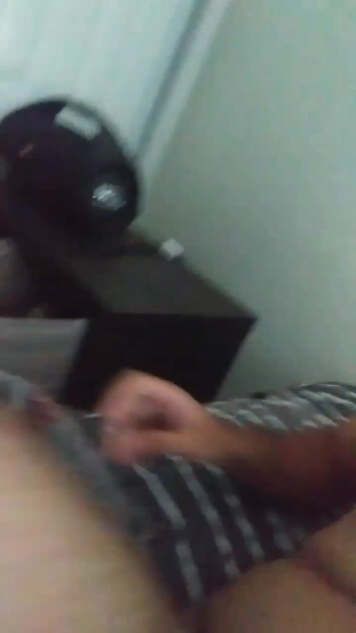 PastoVerdeAbs1996: Chupar meu pau precisa de um favor embora caras então...