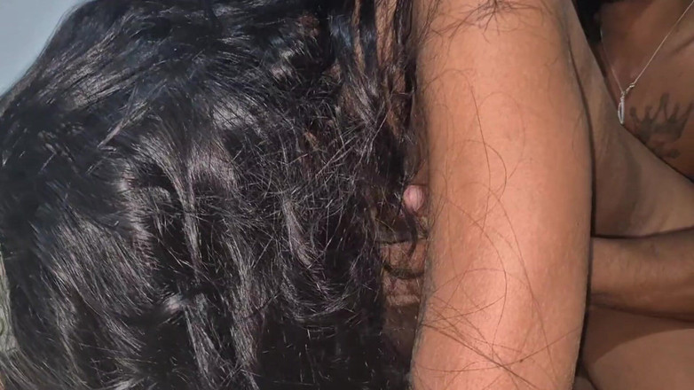 Joao the Safado: Atlet muda memberikan farajnya dengan kaki di atas kepalanya dan...