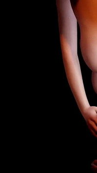 Futa giantess menggunakan gadis futanari sebagai dominasi futanari mainan seks