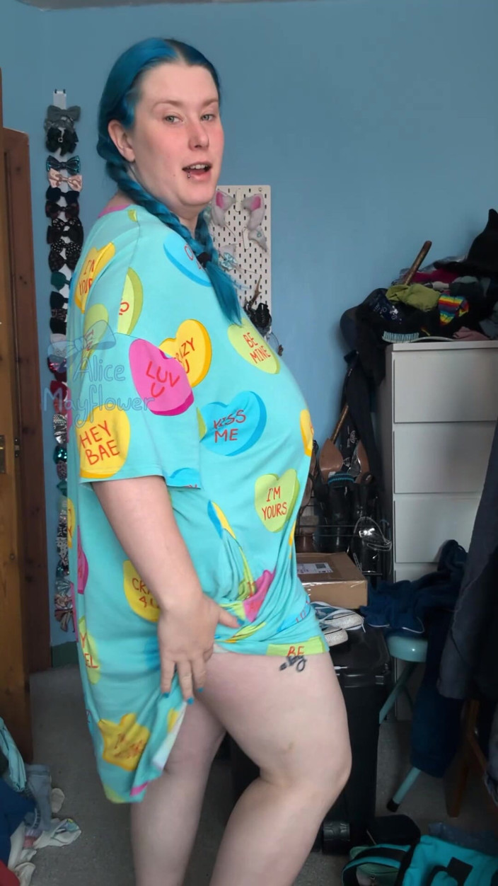 Alice_Mayflower_Scottish: Cuidado posterior de culo muy magullado - chica sola