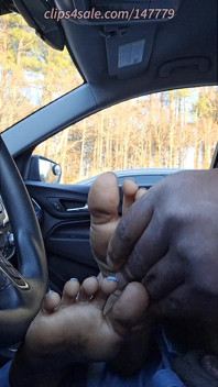 Dziewica Karma's Soles 1st Car Feet Worship N Foot Job