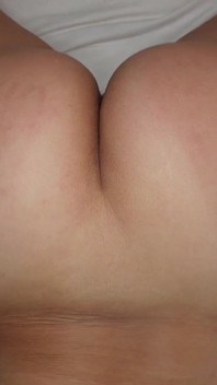 Tiny Muscled Latina Cherry Gets Spread Apart by Trainer