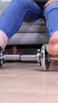 Ginger's Hurting, Smelly and Sweaty Big Feet
