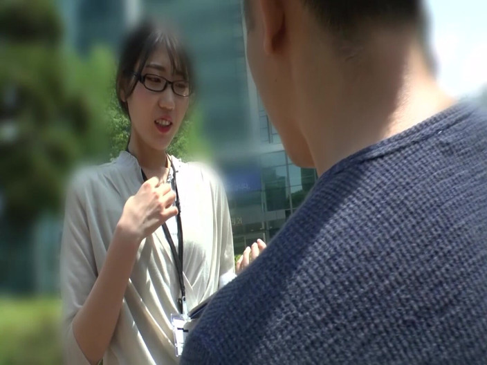 MBM3988: Picking up Street Corners in Korea! Picking up Tall Slender...