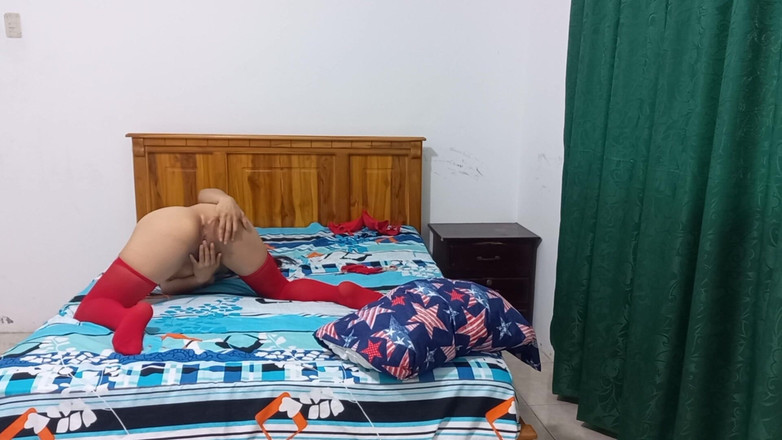 NEGRITA SEXY: Lenjeria sexy a mamei mele vitrege! S-a sexy și a întins patul în...