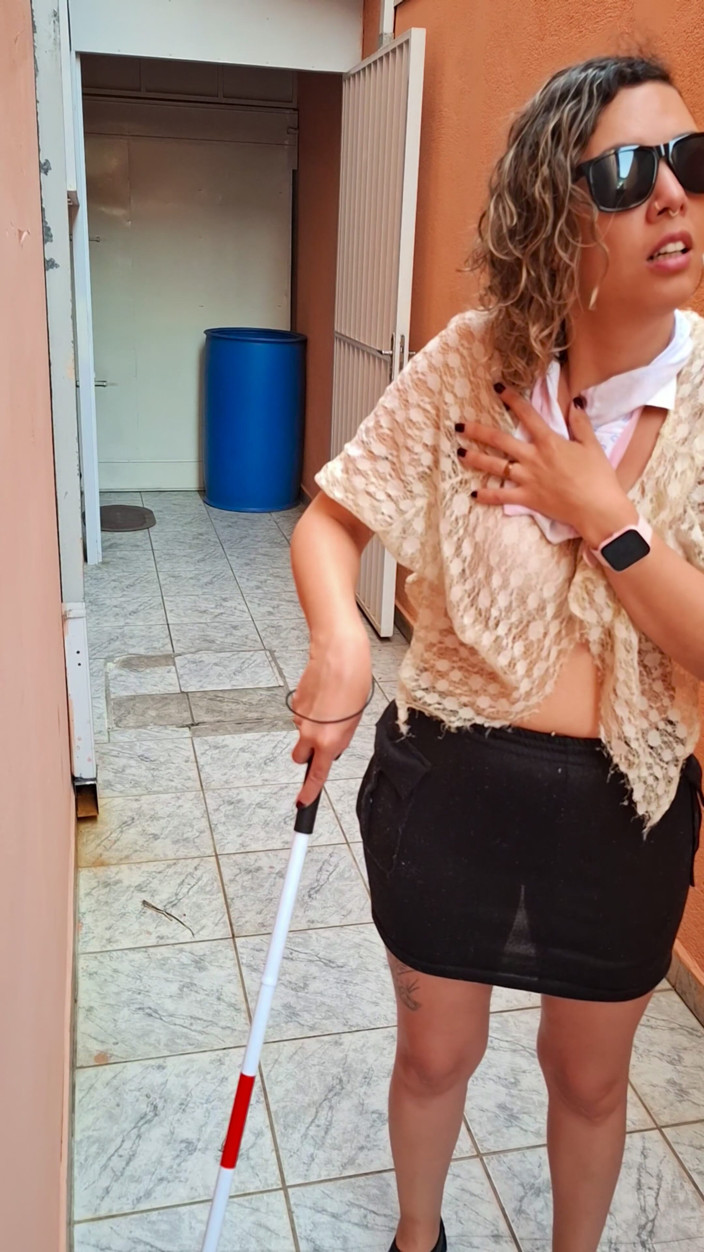 Victor SweetCoupleStories: Congela o tempo com a Garota Cega no Beco.