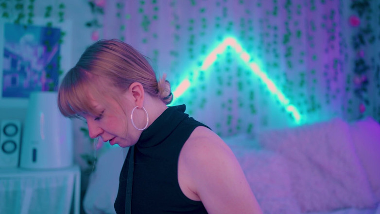 Jolie Lyon: 다른 사람과 데이트하는 새엄마