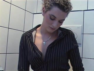 XTime Vod: Fucking lesbians licking dildo playing