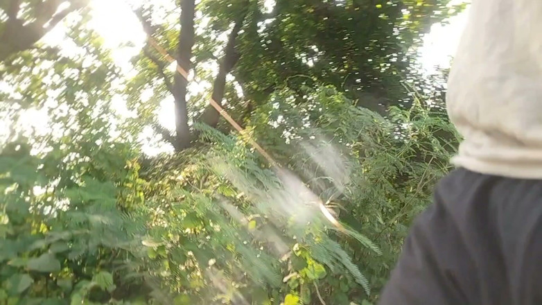 Salonibhabhi: Yang Gay Boy Outdoor Handjob