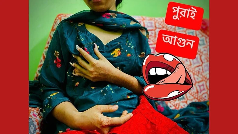 Aunty You're so Sexy and Your Figure Is Look Like Sanny Leone