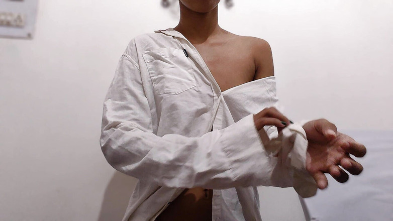 desigirl93: Gorąca dziewczyna wideo z kąpieli robi się ostro na siebie!