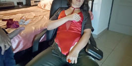 Sexy O2: 1243 (tec) - blonďatá francouzská amatérská děvka kouří/kouří péro