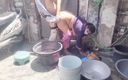 Your love geeta: Esposa follada mientras lava la ropa