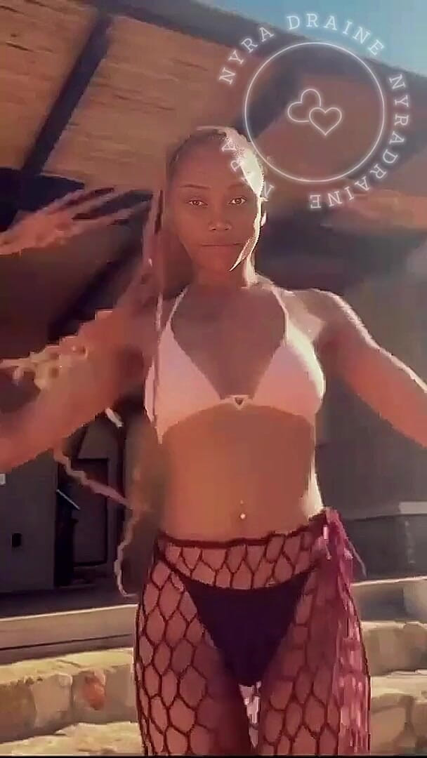 NyraDraine: Une beauté kenyane fait un strip-tease en Afrique du Sud