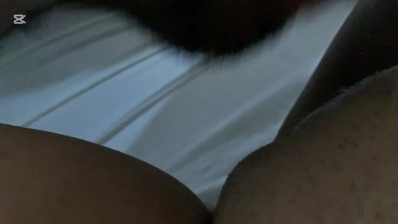 Romantic couple Sri Lanka: 彼女はこの愛をすべて処理できませんでした