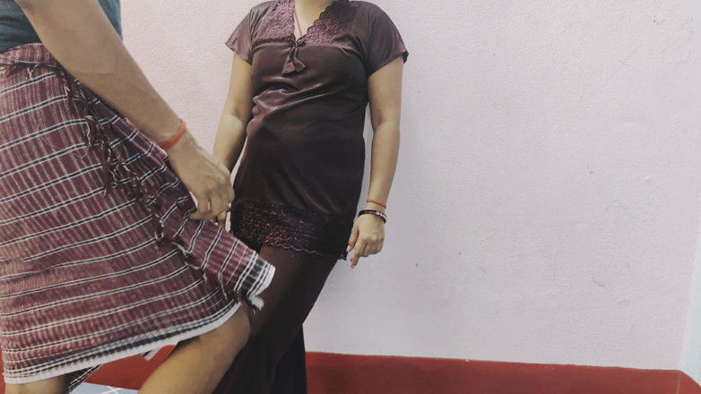 Sexy Soniya: Night Dress Me Wife Ke Chudai