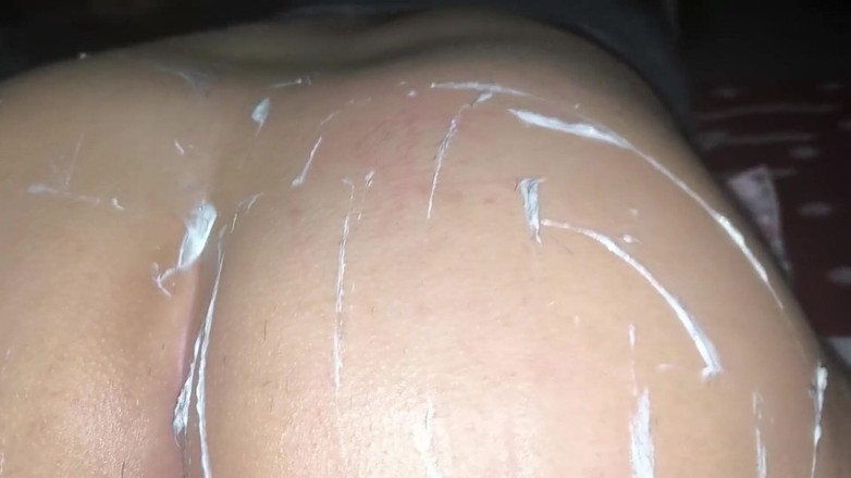 Aminaarab: Sesso arabo toglie i capelli dal culo, il culo arabo...