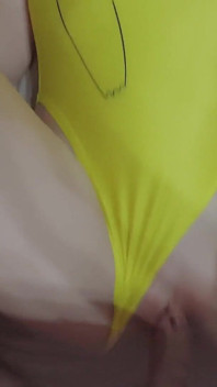 Pikachu Seksi Kız Dildo Ile Amcığını Sikiyor