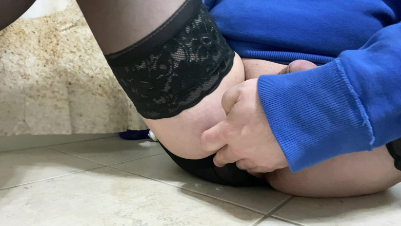 MadisonCD2025: Amatör trans travesti kız arkadaşına onu domine edip onu sürtük...