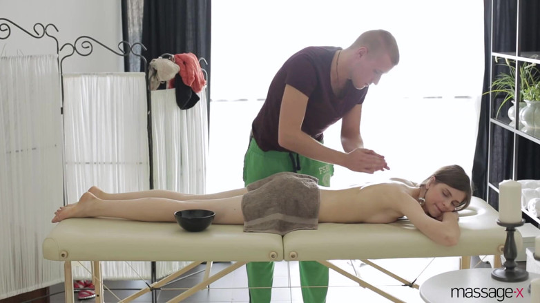 Massage X: Anal on massage table