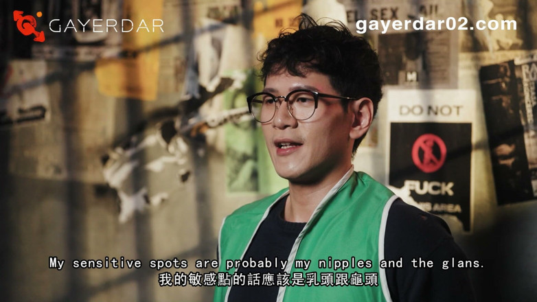 GAYERDAR: Gif-020 batang besar tutor menggilap selepas waktu bekerja