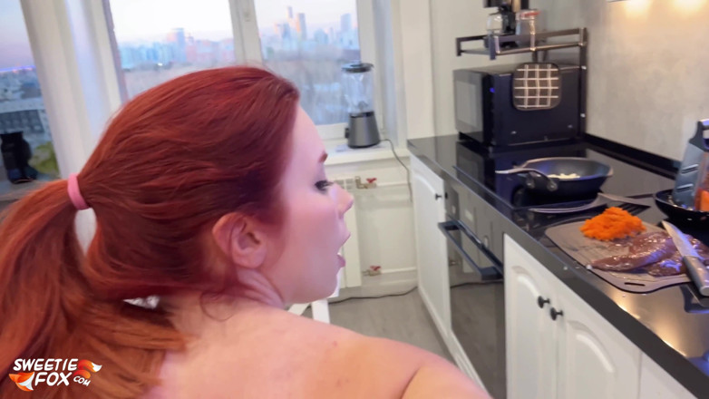 Sweetie Fox: Passionate fucking with gorgeous busty housewife in the kitchen