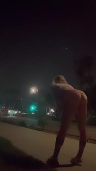 Street Walking Public Sissy Dziwka Stringi Pokazano