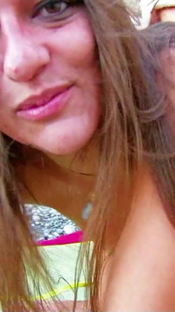 Arrapata bionda milf Halanka scopata nel culo da vacanza flirta con il preservativo